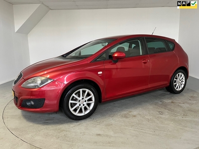 SEAT LEON 1.2 TSI Businessline Airco, NAV, Trekhaak, LMV