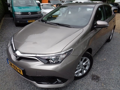 Toyota Auris 1.2T DYNA.ECC/NAVI/LMV/CR-CONTROL (bj 2017)