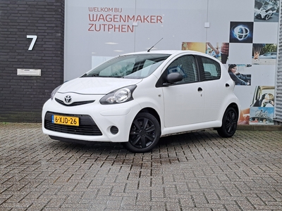 TOYOTA AYGO 1.0 VVT-i Now | 5-DEURS | AIRCO | PARROT-SYSTEEM | ELEK. RAMEN |