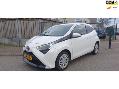 Toyota Aygo 1.0 VVT-i x