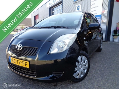 Toyota Yaris 1.3 VVTi Terra/Airco/Stuurbekr/5 deurs/NAP