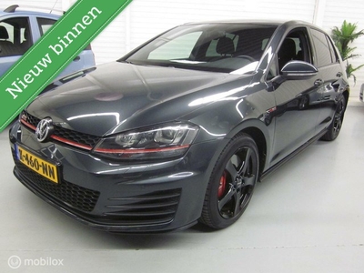 Volkswagen Golf 2.0 TSI GTI