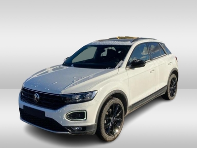 VOLKSWAGEN T-ROC 1.5 TSI 150pk DSG Sport Black Style / Panoramadak / Virtual Cockpit / 18