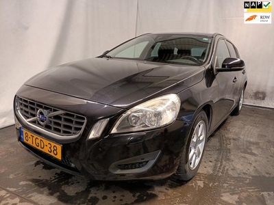 Volvo V60 1.6 T3 Momentum - Airco - Cruise Control