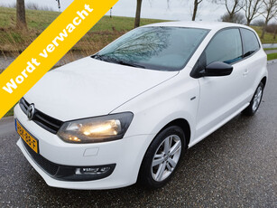 Volkswagen Polo 1.2-12V ** Match ** 124.800 km ** Airco ** Cruise ** sportstoelen ** Stoelverwarming ** PDC **