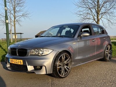 BMW 1-serie 120i High Executive * Airco * 5Drs * M-Edition * KOOPJE *