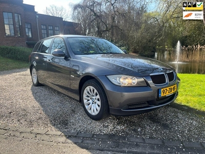 BMW 3-serie Touring 318i AIRCO/cruise