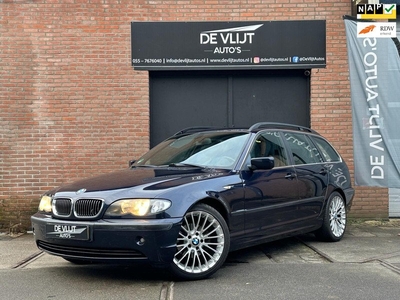 BMW 3-serie Touring 318i Special Executive | Automaat | Leer | Climate Control | Cruise Control | Stoelverwarming | 18 Breyton |