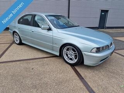 BMW 5-SERIE 520i Executive