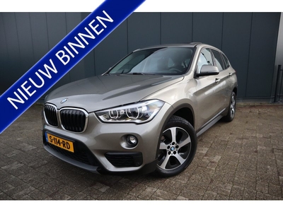 BMW X1 xDrive20i High Executive Automaat Panoramadak 4WD Sportleder Led Navigatie