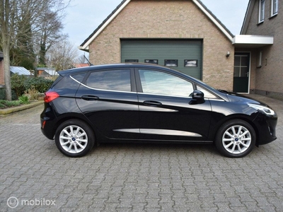 Ford Fiesta 1.0 Titanium Navi stoelverwarming lichtmet