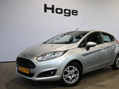 Ford Fiesta 1.6 TDCi Lease Titanium Airco ECC Cruise control Navigatie Licht metaal Inruil mogelijk