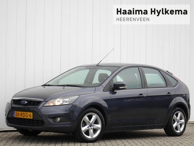 Ford Focus 1.6 Comfort 100PK | NL Auto | Trekhaak | Voorruit Verwarming | Bluetooth Voorbereiding | Cruise Control | Airco | Armsteun | Lichtmetalen Velgen | Elektrische Ramen Voor