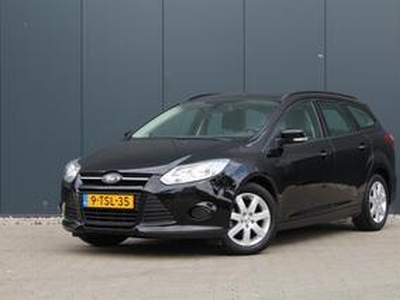 Ford FOCUS Wagon 1.0 EcoBoost Edition | Navigatie | Cruise control | Airco | PDC | Trekhaak | NAP | APK |