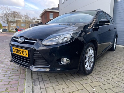 Ford Focus Wagon 1.0 EcoBoost/Park Assist/Navi/Cruise-c/Climate-c/Park assist/PDC/1eigenaar