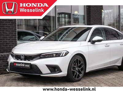 Honda Civic 2.0 e:HEV Advance - All-in rijklrprs | Honda Sensing | pano-schuif -k dak