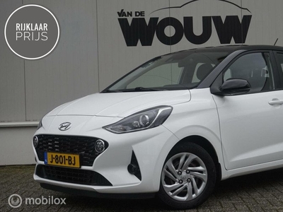 Hyundai i10 1.0 Premium Afneembare trekhaak | Navigatie | Climate Control