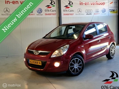 Hyundai i20 1.2i DynamicVersion / AIRCO / PDC / CRUISE / NW APK /