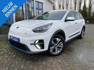 Kia Niro ExecutiveLine 64.8 kWh 204 PK | Panoramadak, Stoelventilatie & verwarming, Parkeersensoren V+A, Leder, zeer luxe!