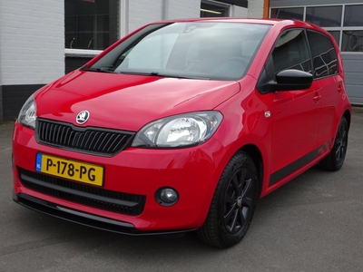 Škoda Citigo 1.0 Elegance Monte Carlo uitvoering, automaat, navigatie, airco, cruise controle, licht metalen velgen, parkeersensoren, stoelverwarming, enz.