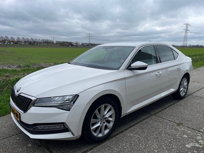 Škoda Superb 1.4 TSI iV Business Edition Plus