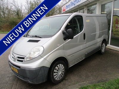 Nissan Primastar 145.27 2.5 dCi 310L 6 Bak!