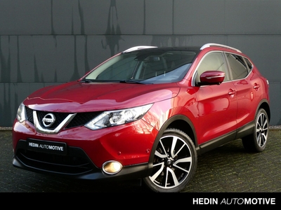 NISSAN QASHQAI 1.2 Premier Edition Trekhaak 1200KG / Navi / Pano / Stoelverw