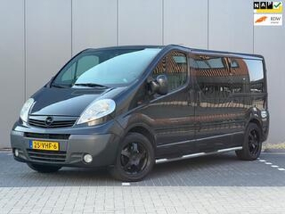 Opel VIVARO 2.5 CDTI Dubbelcabine Parkeersensor Airco Trekhaak Dubbelschuifdeur 16 inch