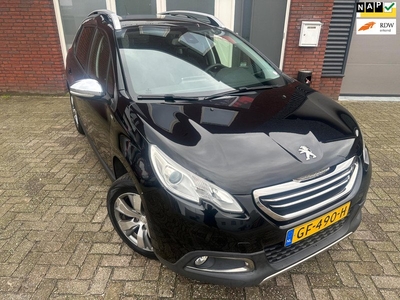 Peugeot 2008 1.2 PureTech Style / Pano / Navi / Cruise / PDC / NAP