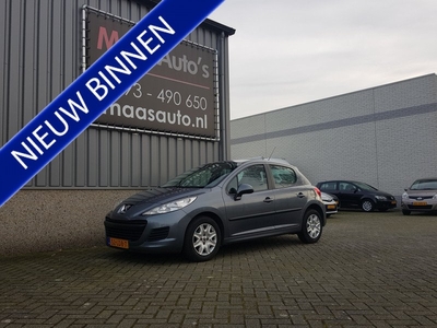 Peugeot 207 1.4 VTi X-Line uitvoering 5 deurs airco 1e eigenaar !!!!