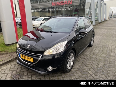 PEUGEOT 208 1.2 VTi Allure Panoramadak, Nav, Lm velgen