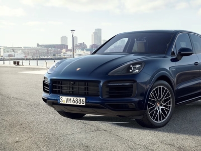 PORSCHE CAYENNE E-Hybrid