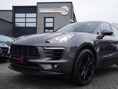 Porsche Macan 3.0 S | Panorama | Sport Chrono | AgaatGrijs | Dealer onderhouden | Camera | Luchtvering | Lane Assist | Xenon / LED