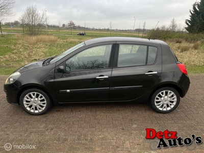 Renault Clio 1.2-16V Authentique