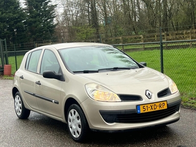 Renault Clio 1.2-16V Business Line /Airco/5-Deurs/