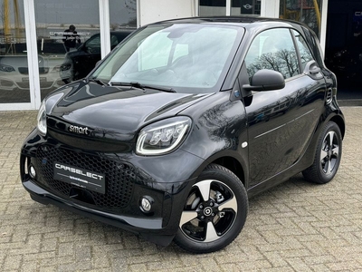 Smart Fortwo EQ Comfort PLUS 18 kWh Panoramadak, DAB radio, Apple carplay, NIEUWSTAAT . Een proefrit levert het bewijs. Neem contact op en we maken een afspraak!