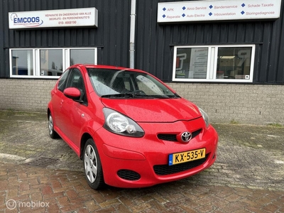 Toyota Aygo 1.0-12V Access * Stuurbekr ** Elekt Ramen ** 5 Deurs