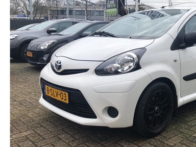 Toyota Aygo 1.0 VVT-i Now 2e eigenaar! Android Scherm! Apk 19-01-2025