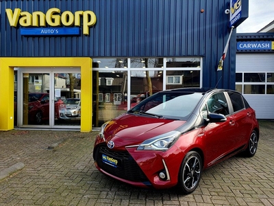 Toyota Yaris 1.5 Hybrid Bi-Tone All-in prijs!