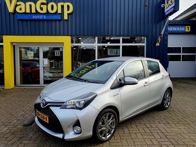 Toyota Yaris 1.5 Hybrid Dynamic All-in prijs!