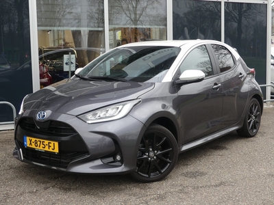 TOYOTA YARIS 1.5 Hybrid Executive Bi-Tone | Half Leder | Navi | Stoelverwarmi