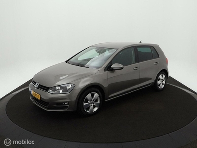 Volkswagen Golf 1.2 TSI Business Edition Connected