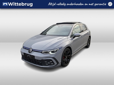 Volkswagen Golf 1.4 eHybrid GTE / Pano / Matrix verlichting / Achteruitrijcamera / NVW