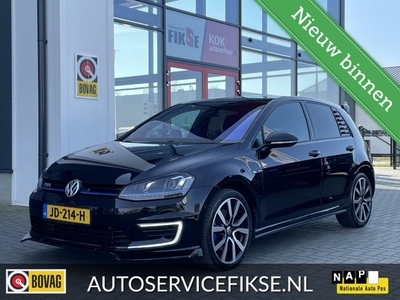 Volkswagen Golf 1.4 TSI GTE PANODAK | CAMERA | CARPLAY |