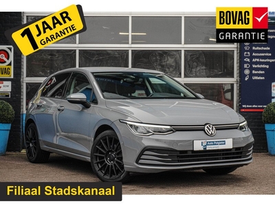 Volkswagen Golf 1.5 eTSI Automaat Technology | ACC | Keyless | Trekhaak | Navigatie | Vervolgbotsing preventie | Apple carplay 12 maanden Bovag garantie