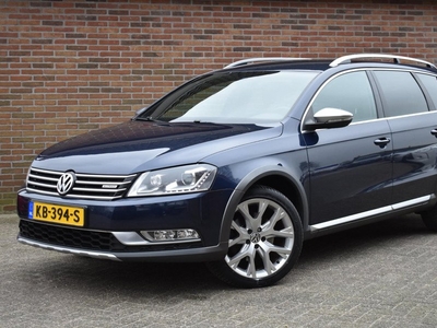 Volkswagen Passat Variant 2.0 TDI R-line BlueMotion '13 All track Xenon Navi Clima Cruise Inruil mogelijk