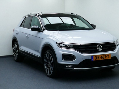 Volkswagen T-Roc 1.5 TSI Sport. Adaptief Cruise, Navi, Virt Cockpit, Led Koplampen, 19