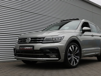 Volkswagen Tiguan 2.0 TSI 4Motion R-Line DSG (22.107Km!! Panodak DigitaalDash Navi AppleCarPlay Camera HeadUp ACC Keyless Full-Led 20InchLMV Priva