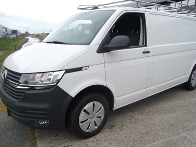 Volkswagen Transporter 2.0 TDI L2H1 30 Comf Autm 2-2022, 150 pk carrplay