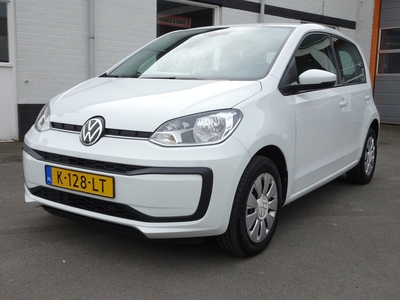 Volkswagen up! 1.0 BMT move up! Airco, elektrische ramen, centrale vergrendeling, telefoon voorbereiding, enz.